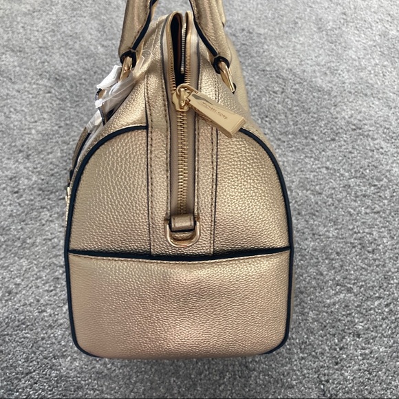 Michael Kors mercer boston satchel bag NWT crossbody gold medium - Picture 4 of 8